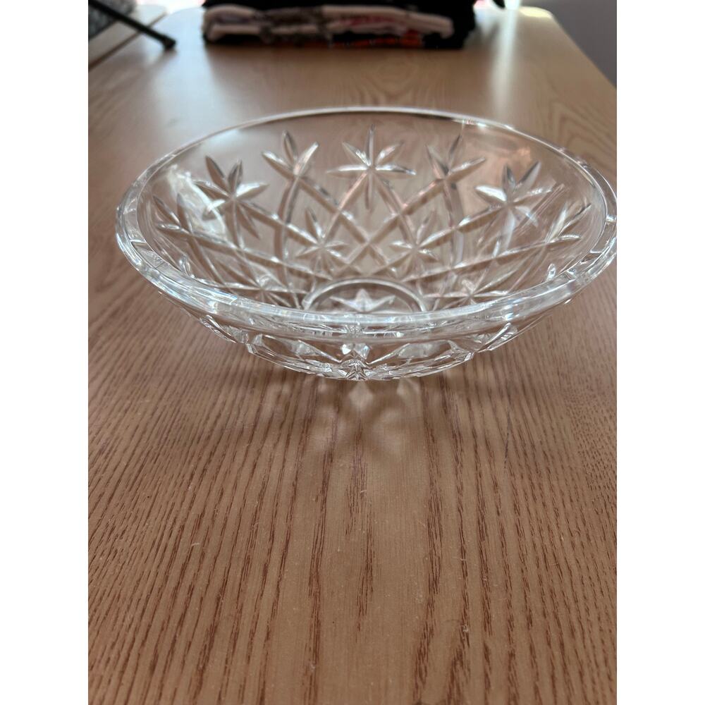 New Decorative Heavy Glass Bowl Candy 🍬 Fruit 🍎 etc size 8”x3”